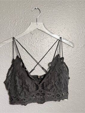 Free People Black Lace Cropped Bralette